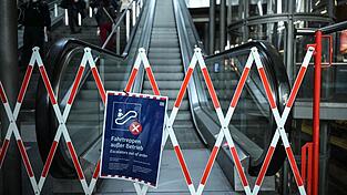 Seit Wochen kaputt: Rolltreppen im Hauptbbahnhof.