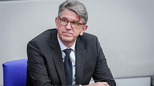 Kulturstaatsminister Weimer wird immer wieder aus der Kulturszene kritisiert. (Archivbild)