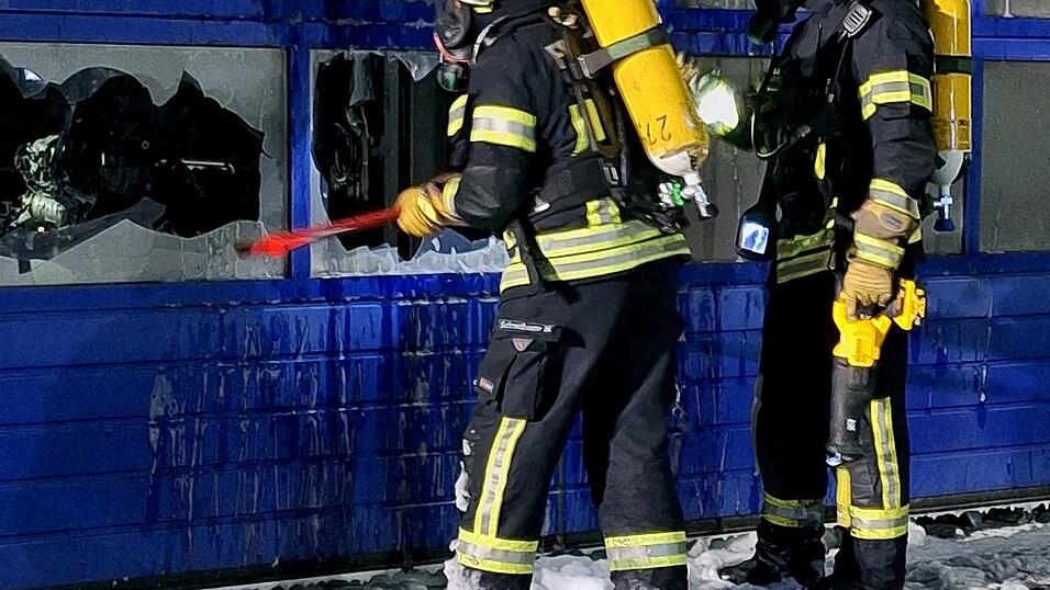 Bilder vom Einsatz in der Chamer Stra&szlig;e