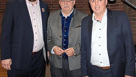 Tobias Beck (l.) oder Ewald Seifert: Einer von beiden wird Nachfolger von Landrat Josef Laumer.