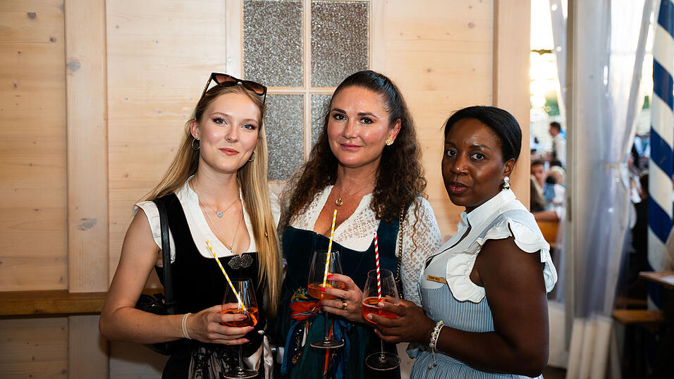 Die Partybilder vom Freitag, 14. August, aus dem Festzelt Reisinger. Die Partybilder vom Freitag, 14. August, aus dem Festzelt Reisinger.