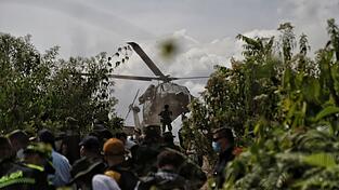 Kolumbiens Polizei hat nahe der Grenze zu Ecuador mehr als eine Tonne Kokain in einem Drogenlabor beschlagnahmt. (Archivbild)