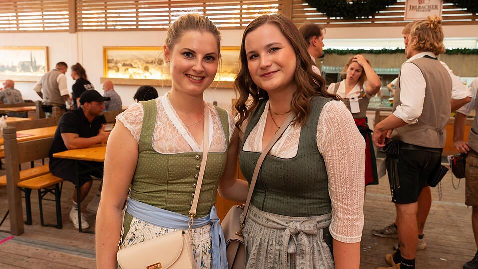 Die Partybilder vom Montag, 12. August 2024, aus dem Festzelt Kr&ouml;nner.