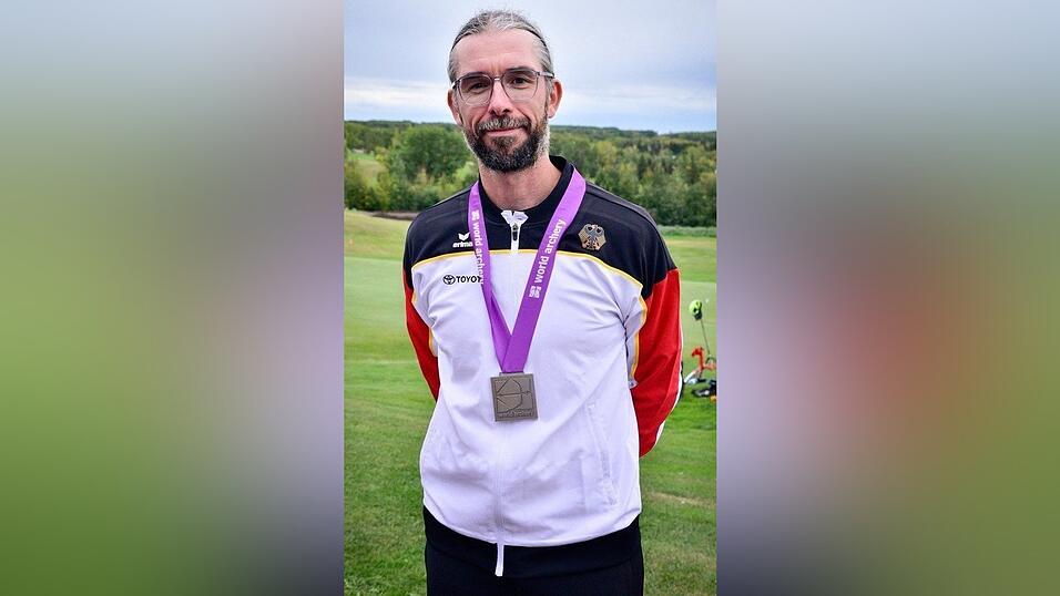 Vizeweltmeister Compound wurde Florian Stadler - der Höhepunkt seiner bisherigen sportlichen Karriere.