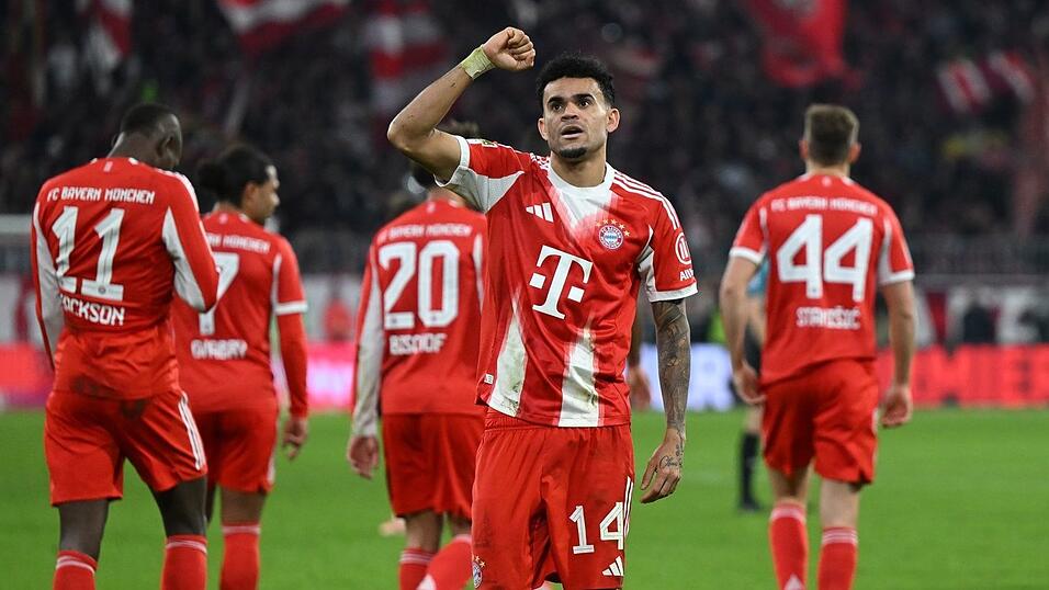 Der FC Bayern durfte spät jubeln. Der FC Bayern durfte spät jubeln.