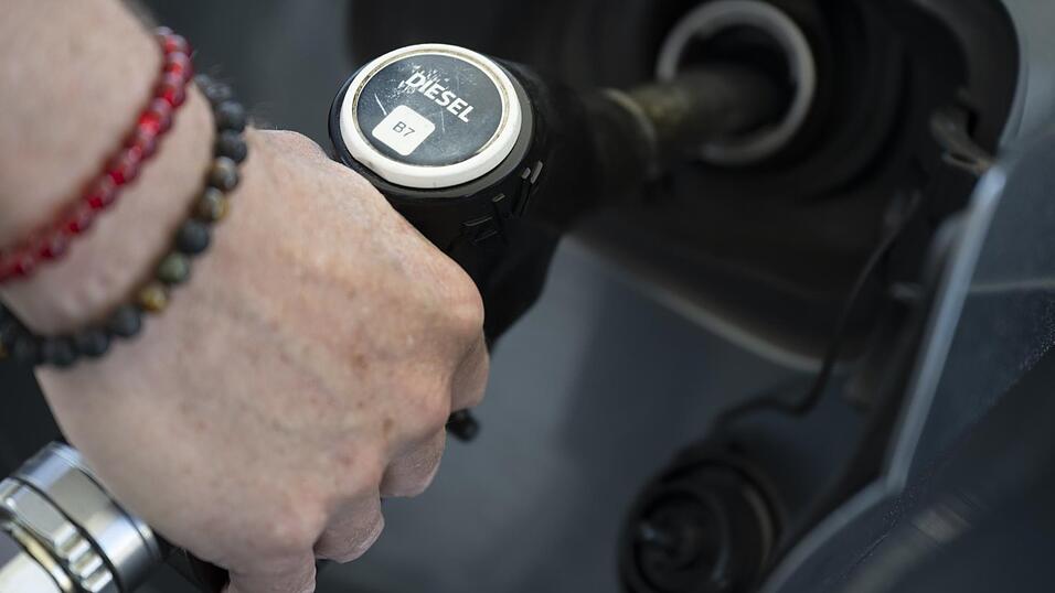 Tanken wird wieder teurer.