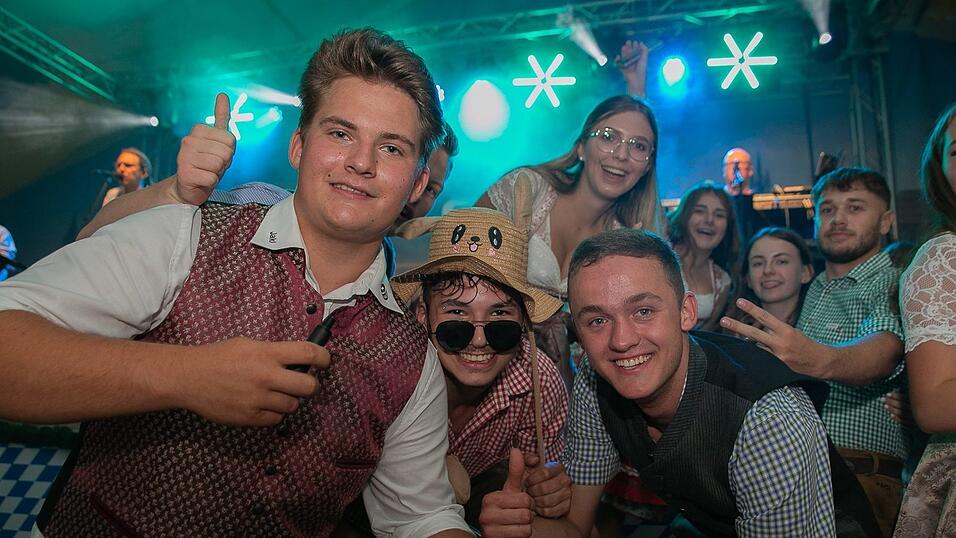 Die Partybilder von Dienstag, 16. August 2022, aus dem Festzelt Reisinger.