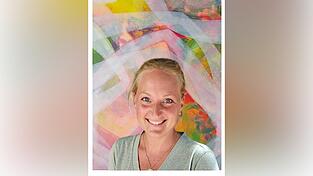 Lisa Pielmeier drückt ihre Gefühle durch die Kunst aus.