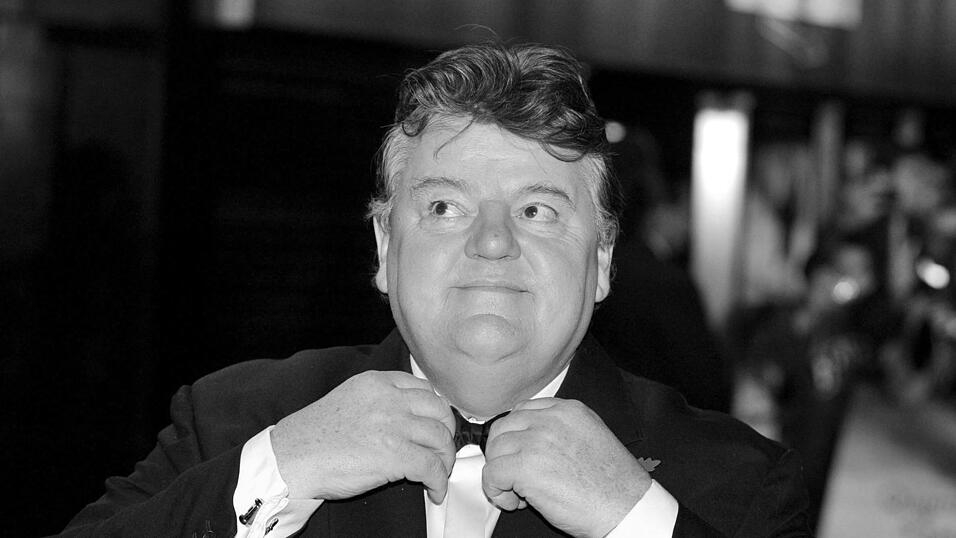 Robbie Coltrane bei der Weltpremiere des James-Bond-Films 'Ein Quantum Trost' im Jahr 2008. Der Schauspieler, der vor allem durch seine Rolle als Hagrid in 'Harry Potter' bekannt wurde, ist im Alter von 72 Jahren gestorben.