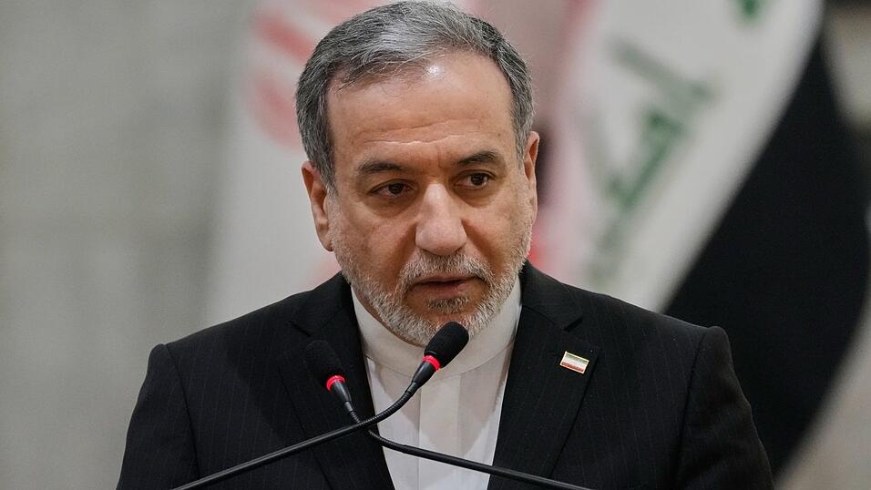 Irans Außenminister wird Berichten zufolge im Oman erwartet. (Archivbild) Irans Außenminister wird Berichten zufolge im Oman erwartet. (Archivbild)