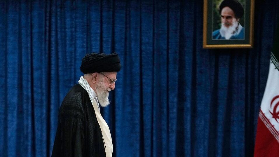 Trump verk&uuml;ndet Tod Chameneis (Archivbild).