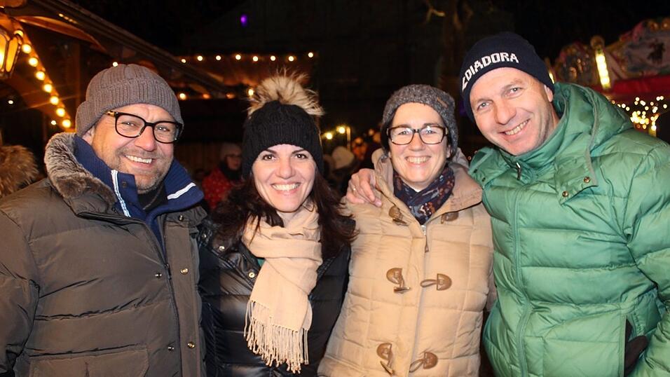 Der traditionelle Christkindlmarkt in Landshut z&auml;hlt zweifelsfrei zu den sch&ouml;nsten Bayerns. Daher pilgerten auch am Samstag, 15. Dezember, wieder etliche Besucher aus Nah und Fern zur Freyung.