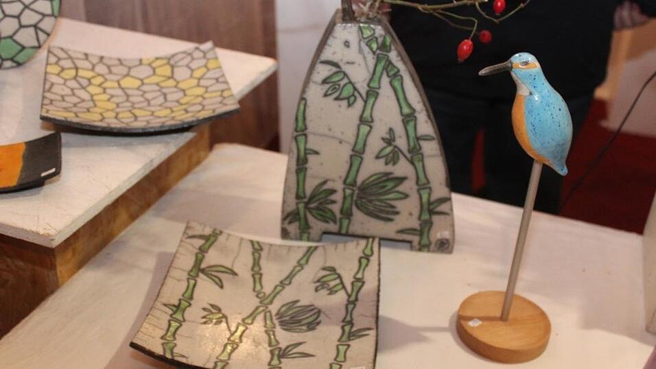 In Landshut lockten am Wochenende der Kunsthandwerkermarkt und die H&uuml;ttengaudi zahlreiche Besucher an.