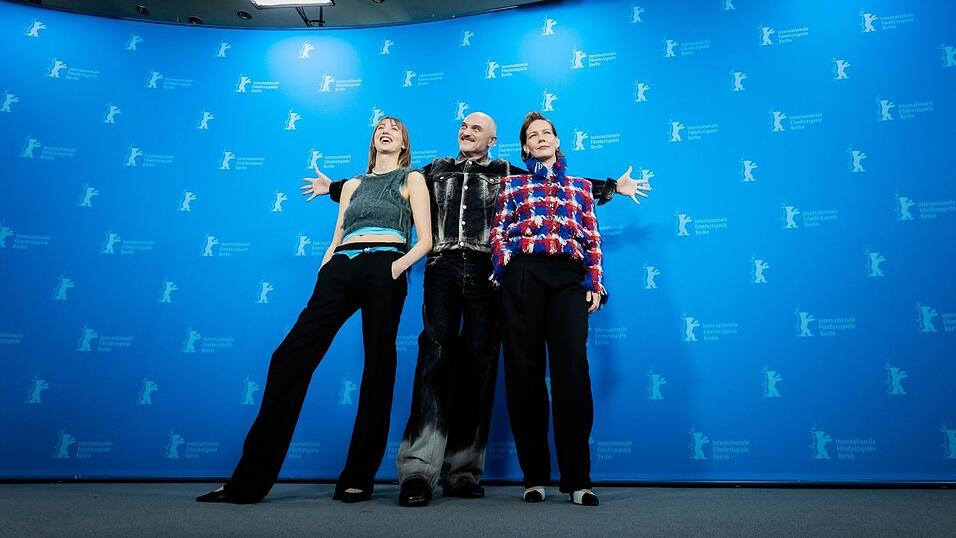 Regisseur Markus Schleinzer stellte mit den Schauspielerinnen Caro Braun und Sandra H&uuml;ller seinen Film &laquo;Rose&raquo; vor.