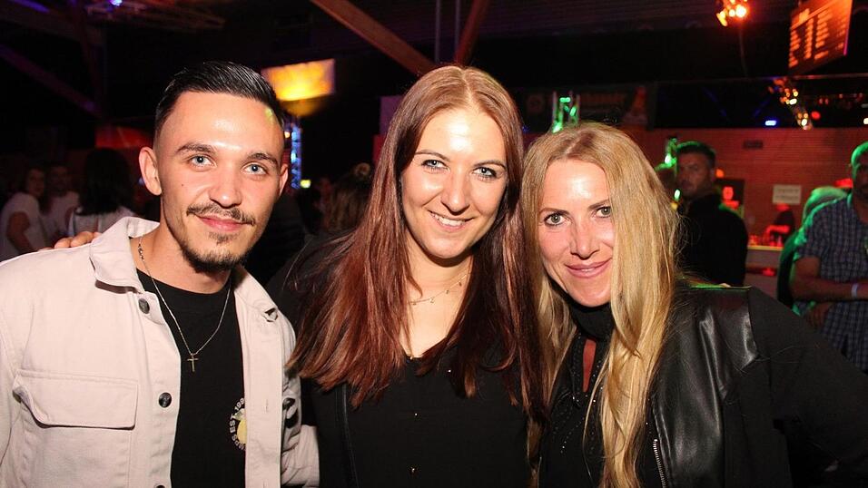 Auf der Eskara &Uuml;30-Party in Essenbach war wieder viel los.