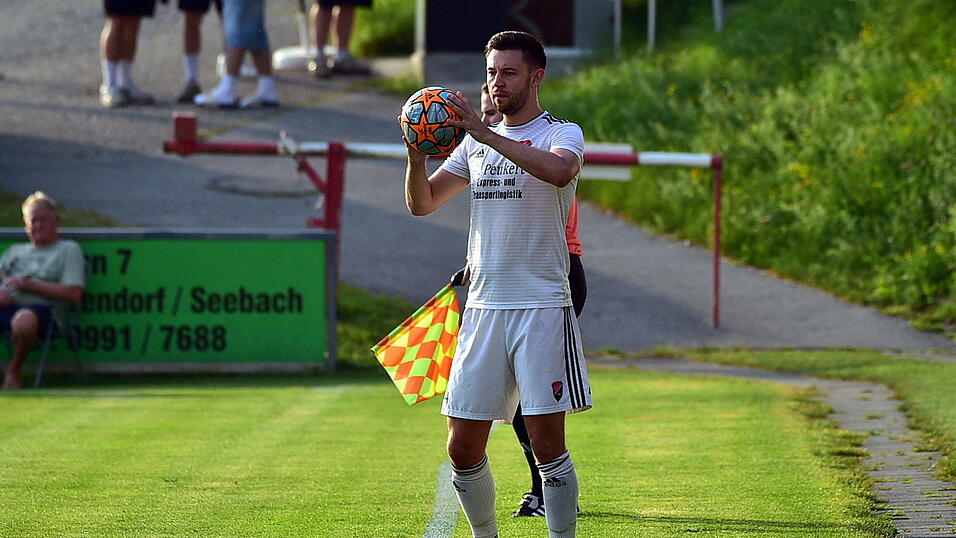 Timo Sokol und seine Mitstreiter verloren die Partie bei Aufsteiger FC Tegernheim völlig unnötig durch ein Kontertor.