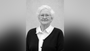 Die allseits bekannte Seniorchefin des Blaibacher Schlossgasthofs, Elisabeth Rösch, starb im Alter von 94 Jahren. Die allseits bekannte Seniorchefin des Blaibacher Schlossgasthofs, Elisabeth Rösch, starb im Alter von 94 Jahren.