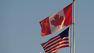 Der Handelsstreit zwischen den USA und Kanada ist eskaliert Der Handelsstreit zwischen den USA und Kanada ist eskaliert