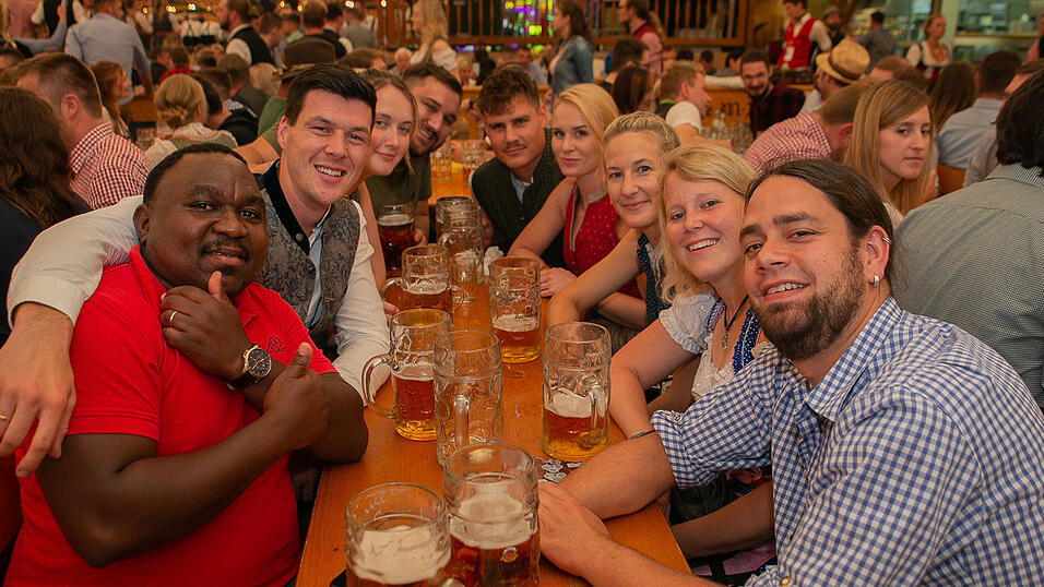 Die Partybilder von Samstag, 20. August 2022, aus dem Festzelt Nothaft.