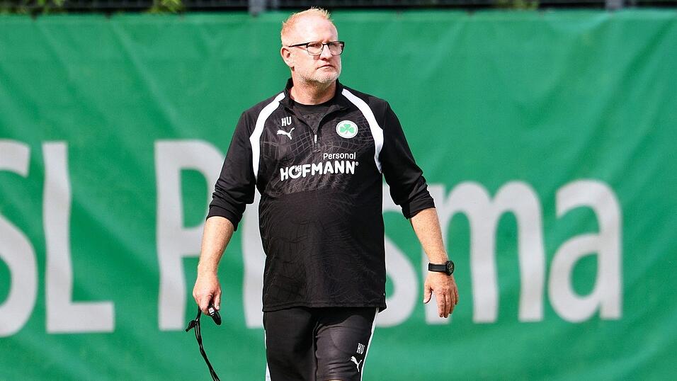 Sah eine Niederlage seiner F&uuml;rther im ersten Sommertest: Trainer Heiko Vogel (Archivbild)