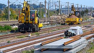 Rechnungshof rügt Bahn-Sanierungen. Rechnungshof rügt Bahn-Sanierungen.