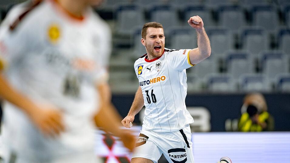 Lukas Mertens (SC Magdeburg): 'Lukas ist ein Sp&auml;tz&uuml;nder, der eigentlich gar nicht so sp&auml;t h&auml;tte z&uuml;nden m&uuml;ssen. Wenn er von Verletzungen verschont geblieben w&auml;re, h&auml;tte er wahrscheinlich schon viel fr&uuml;her in der Nationalmannschaft gespielt. Er ist ein absolutes Athletik-Wunder mit einem sehr harten Wurf und vielen Wurfvarianten. Er strahlt momentan auch die Lockerheit und Gelassenheit aus, die du ausstrahlst, wenn du beim Tabellenf&uuml;hrer spielst. Ein absoluter Gewinn f&uuml;r die Mannschaft.'