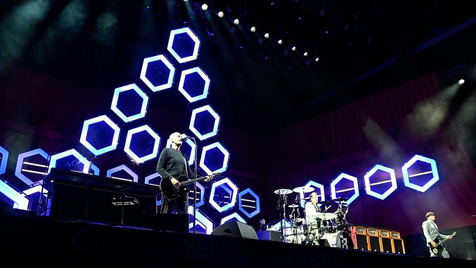 Die Band Die &Auml;rzte haben eine Tour f&uuml;r 2027 angek&uuml;ndigt (Archivbild).