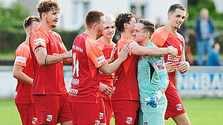 Mit zwei parierten Elfmetern hat Torhüter Basti Maier keinen ganz unerheblichen Anteil an Hankofens Weiterkommen im Pokal gegen Ettmannsdorf.