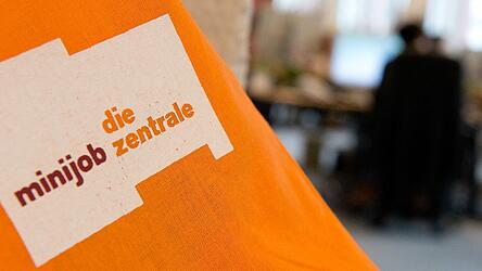 Die Möglichkeit von Minijobs, steuer-und abgabenfrei für die Beschäftigten, soll künftig wegfallen (Archivbild). Die Möglichkeit von Minijobs, steuer-und abgabenfrei für die Beschäftigten, soll künftig wegfallen (Archivbild).