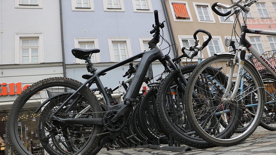 Vor allem auf hochwertige Räder und Pedelecs haben es die Täter abgesehen. (Symbolbild) Vor allem auf hochwertige Räder und Pedelecs haben es die Täter abgesehen. (Symbolbild)