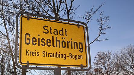 Ein Weg wird in Geiselhöring eingezogen.