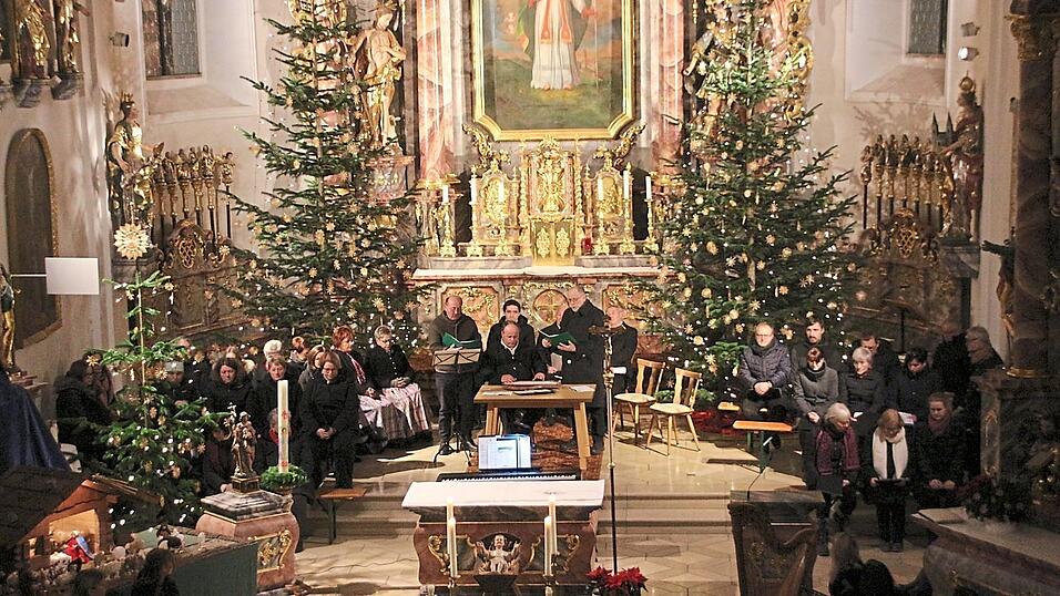 Die beteiligten Gruppen und Musiker bescherten den Besuchern wundervolle Momente voll weihnachtlicher Musik.