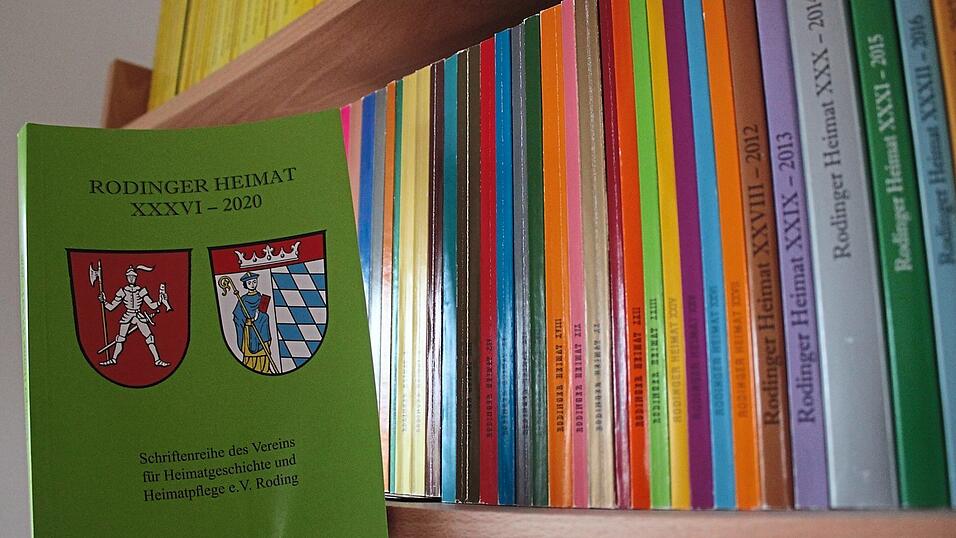 So bunt wie die Einb&auml;nde der Schriftenreihe Rodinger Heimat, so vielf&auml;ltig sind auch die abgebildeten Themen.