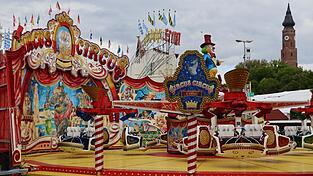 So steht es um den Aufbau des Gäubodenvolksfestes am 3. August. So steht es um den Aufbau des Gäubodenvolksfestes am 3. August.