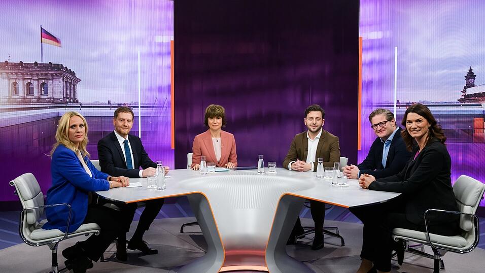 Landrätin Tanja Schweiger (rechts) am Donnerstagabend im Fernsehstudio von Maybrit Illner in Berlin. „Viele Menschen haben nicht mehr das Vertrauen in den Staat, wie sie es früher hatten“, analysiert sie.