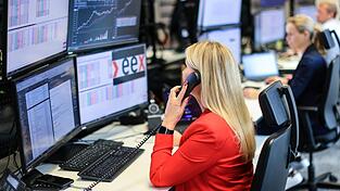 &Uuml;berschuss an Wind- und Solarstrom l&auml;sst die Preise zeitweise ins Minus rutschen. (Archivbild)