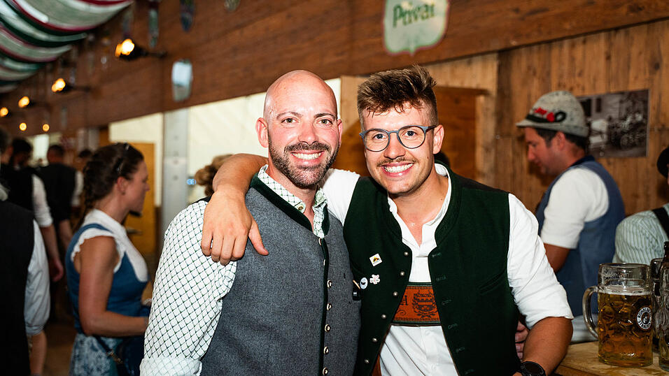 Die Partybilder vom Samstag, 15. August, aus dem Festzelt Weckmann. Die Partybilder vom Samstag, 15. August, aus dem Festzelt Weckmann.