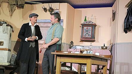 Die Theateraufführung der Iberl Bühne war im vergangenen Jahr ein voller Erfolg, heuer gibt das Ensemble wieder ein Gastspiel in Rottenburg. Die Theateraufführung der Iberl Bühne war im vergangenen Jahr ein voller Erfolg, heuer gibt das Ensemble wieder ein Gastspiel in Rottenburg.