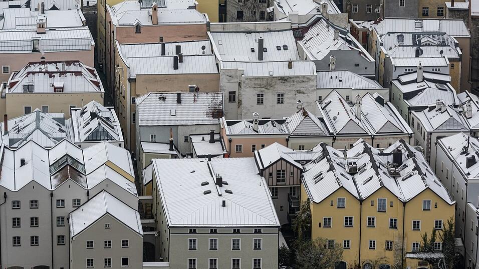 Da in Stadt und Landkreis Passau die 15-Kilometer-Regel gilt, der Landkreis aber keine Ausnahme für die Städter macht, müssen die Passauer in ihrer Stadt bleiben. Da in Stadt und Landkreis Passau die 15-Kilometer-Regel gilt, der Landkreis aber keine Ausnahme für die Städter macht, müssen die Passauer in ihrer Stadt bleiben.