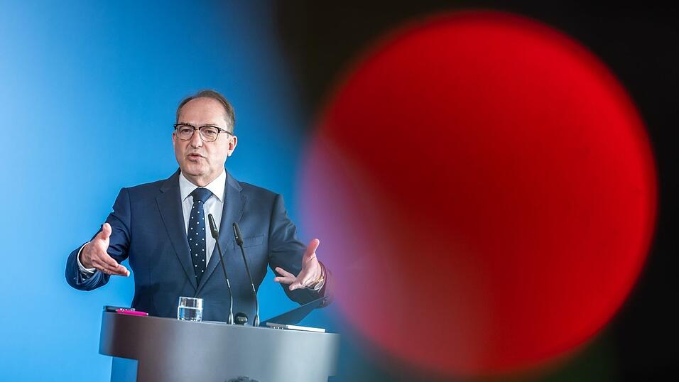 Die Gegenangriffe sollen auch ohne Kenntnis des Betroffenen erlaubt sein. Die Gegenangriffe sollen auch ohne Kenntnis des Betroffenen erlaubt sein.