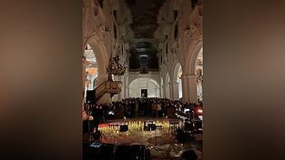 Dicht drängten sich die Zuhörer in der Dominikanerkirche.