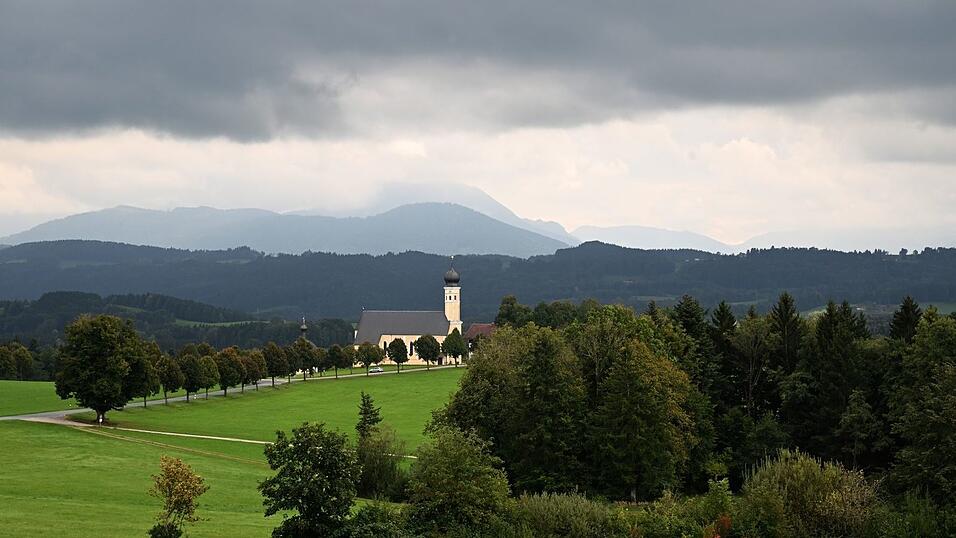 In Bayern bleibt das Wetter wechselhaft und kühl – zum Wochenende wird es sonnig und mild. (Symbolfoto)