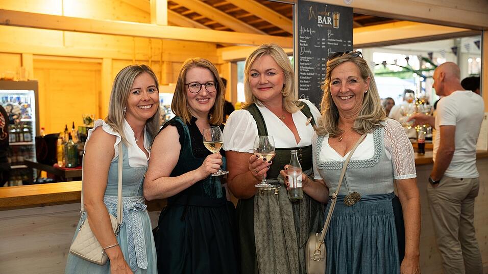 Die Partybilder vom Donnerstag, 13. August, aus dem Festzelt Reisinger. Die Partybilder vom Donnerstag, 13. August, aus dem Festzelt Reisinger.