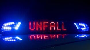 Etliche Einsatzkräfte rückten aus. (Symbolbild) Etliche Einsatzkräfte rückten aus. (Symbolbild)