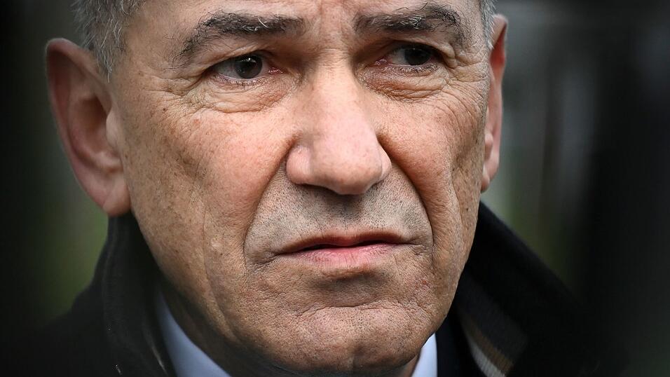 Ex-Premier Jansa f&uuml;hrte lange in den Meinungsumfragen - nun verlor er die Wahl &auml;u&szlig;erst knapp.