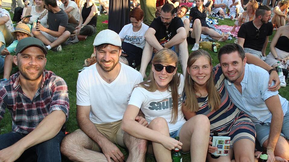 Die Landshuterinnen und Landshuter feierten beim LaSoNa-Openair.