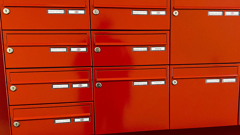 Der Brief des Amtsgerichts lag offenbar erst einmal f&uuml;r Tage im Briefkasten des Angeklagten.