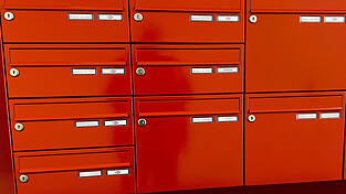 Der Brief des Amtsgerichts lag offenbar erst einmal f&uuml;r Tage im Briefkasten des Angeklagten.