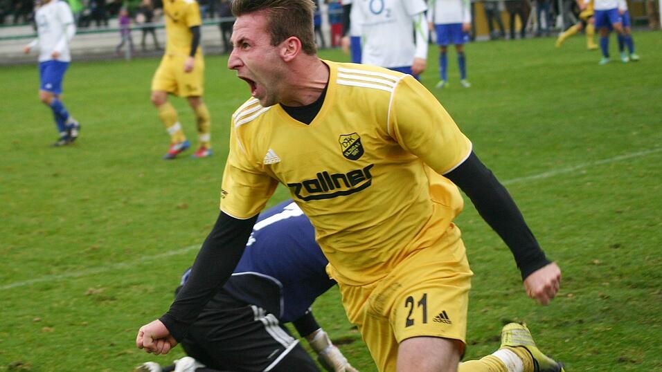 Die DJK Vilzing gewinnt auch das Verfolgerduell gegen den TSV Bad Abbach. (Foto: Fabian Roßmann) Die DJK Vilzing gewinnt auch das Verfolgerduell gegen den TSV Bad Abbach. (Foto: Fabian Roßmann)