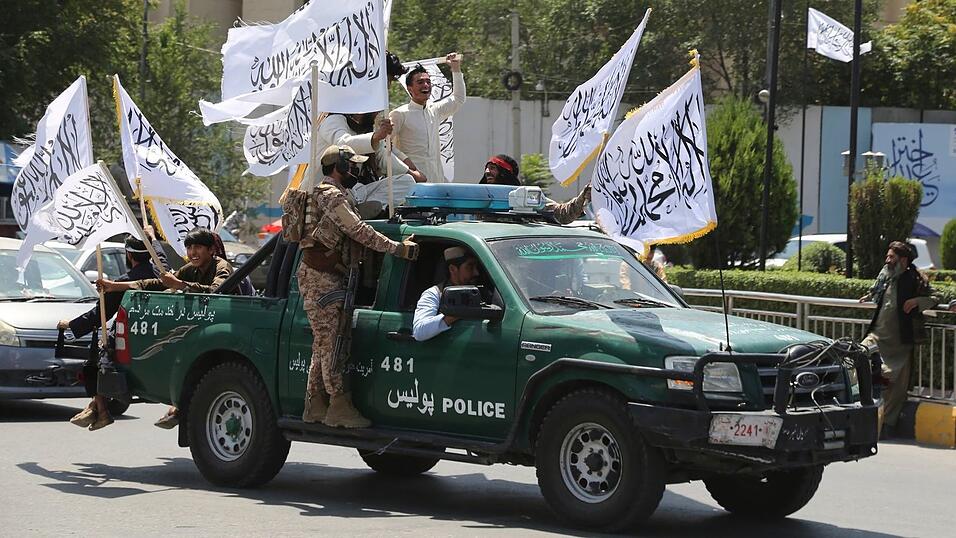 Die Rufe nach Verhandlungen mit den Taliban zur Abschiebung von Afghanen werden lauter. (Archivbild)
